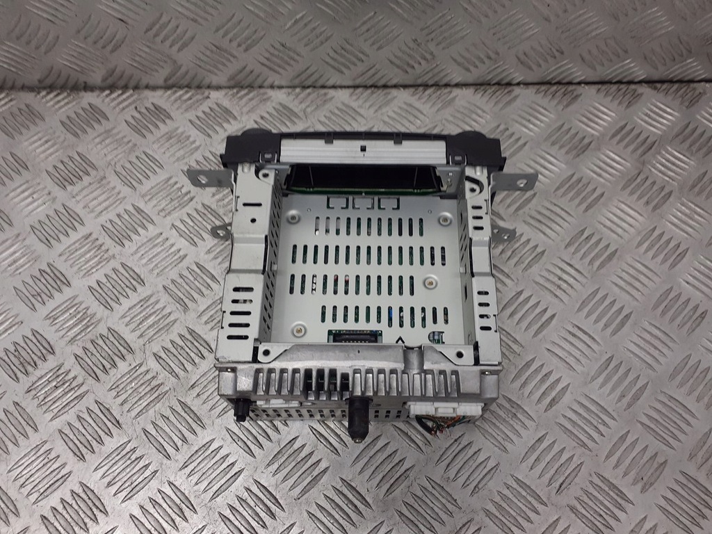 фото №3, Радио заводской cd mazda premacy