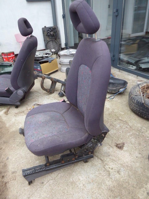 фото №8, A klasa w168 сиденье левый перед водителя каркас подголовник клипса поперечина