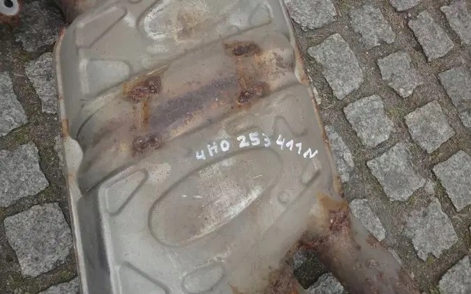 фото №5, Audi s8 d4 4h lift система выпускной выхлоп ew крышка багажника