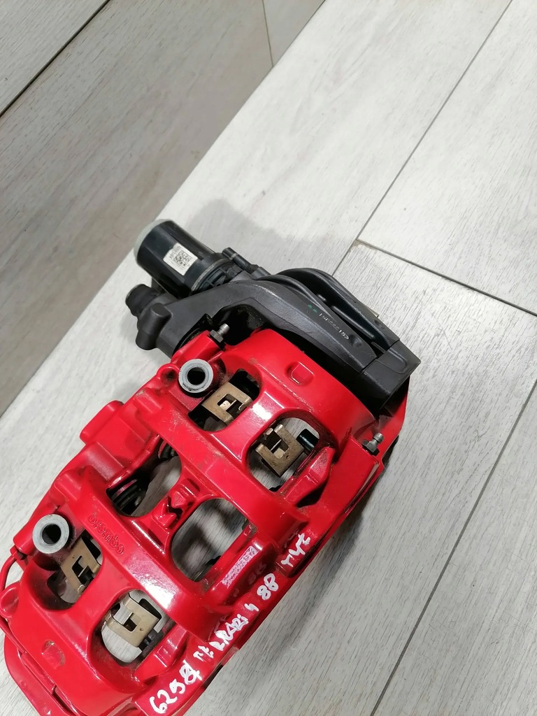 фото №11, Ferrari 488 супорт задня 20b93205