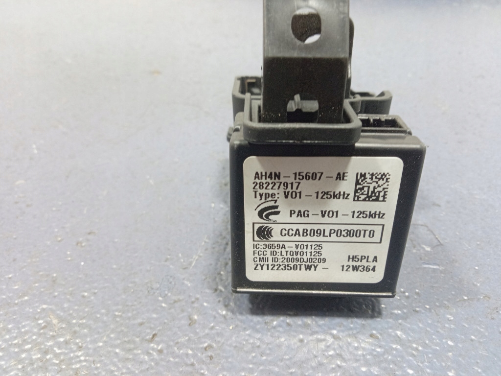 фото №5, Volvo v40 ii замок запалювання ключ 28227917