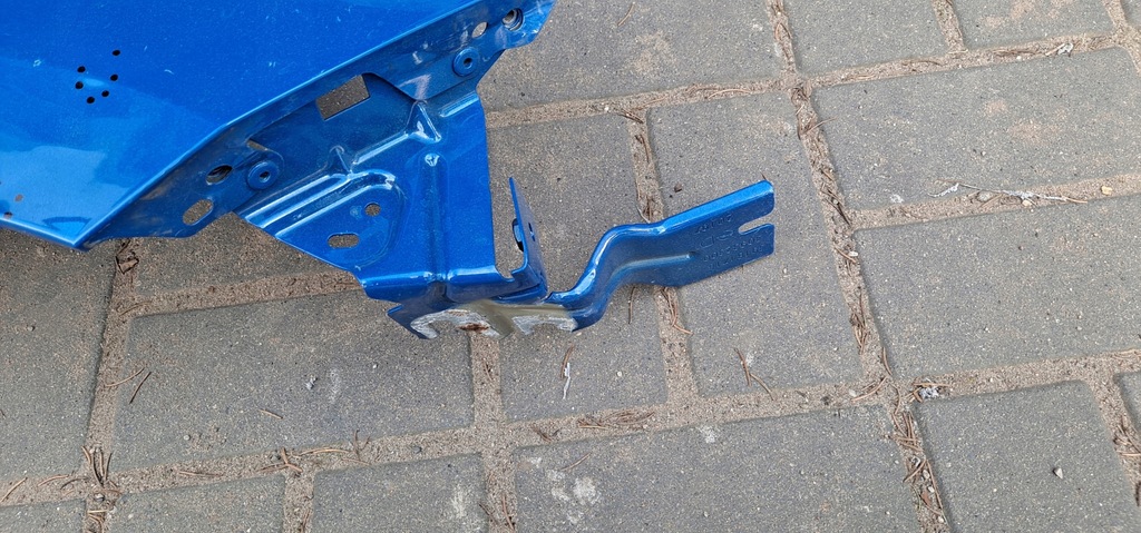 фото №1, Opel corsa f кронштейн кронштейн крила правий