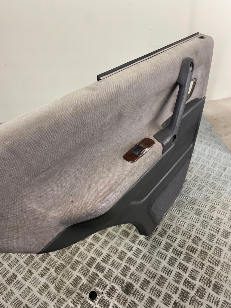 фото №5, Обивка дверь левый задняя mitsubishi pajero ii 5d mr776441