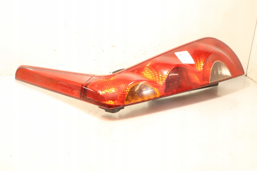 фото №1, Лампа правая задняя nissan note i 1.6