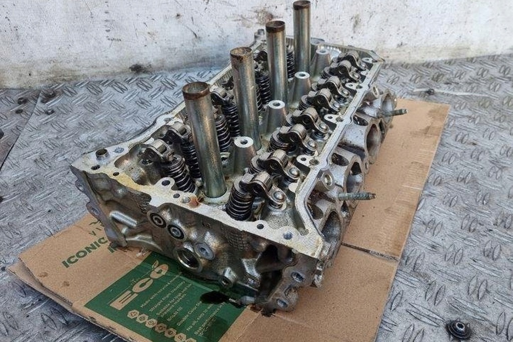 фото №7, Головка двигуна toyota auris _e15_ a1zr 1.6l бензиновий 91kw 2009