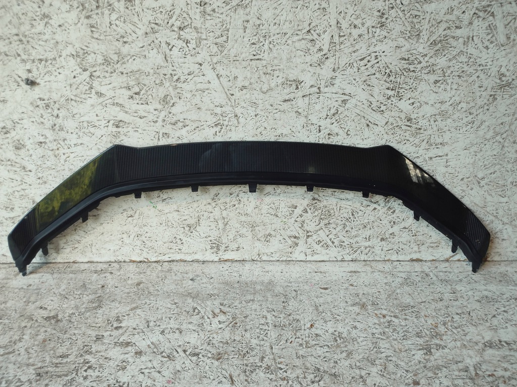 фото №1, Audi r8 4s0807061d карбон накладка спойлер dół