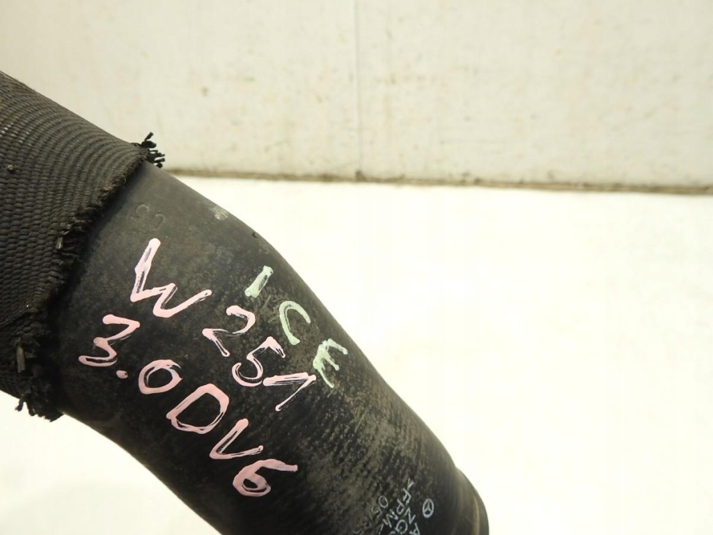 фото №2, Wąż труба інтеркулер mercedes r w251 3.0 cdi v6 a2515280082