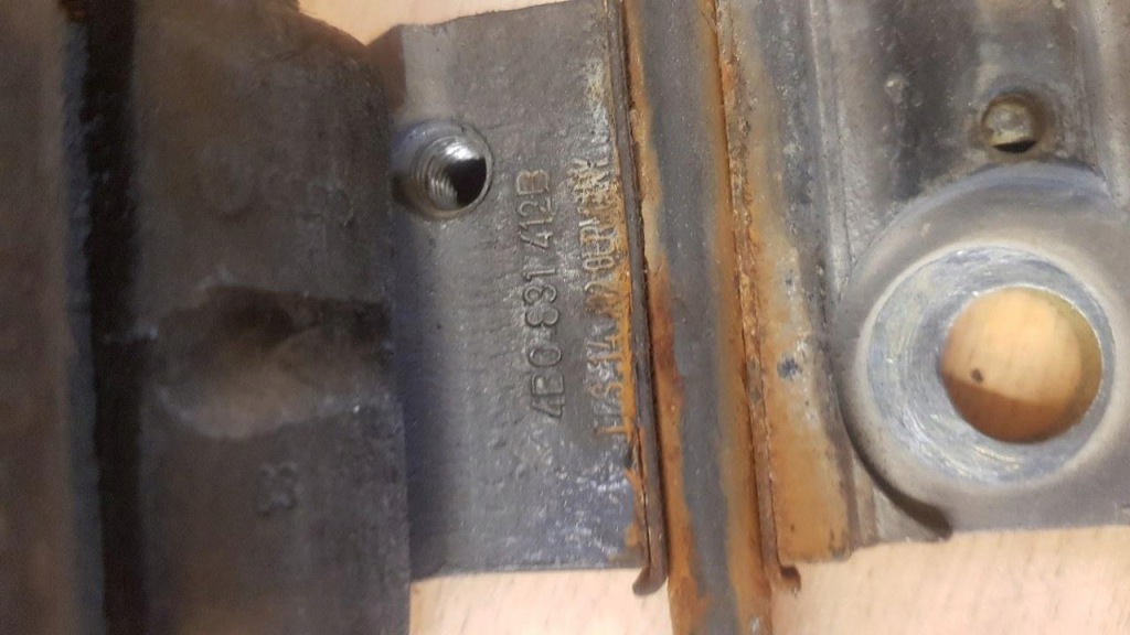 фото №5, Петлі двері перед задня комплект skoda superb i