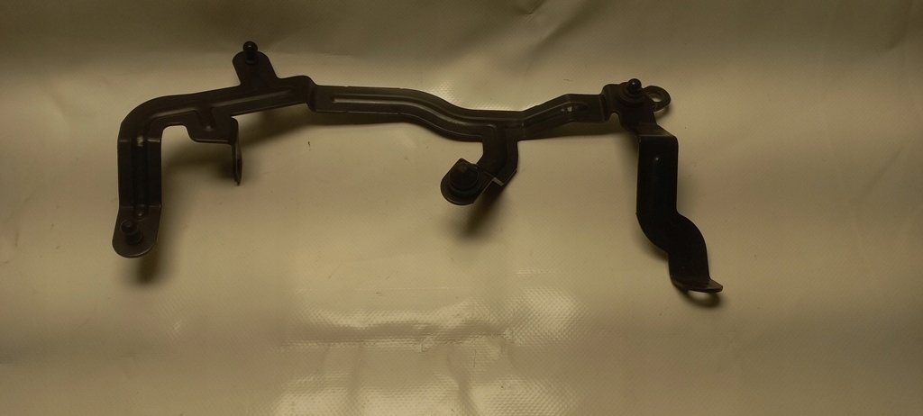 фото №1, Кронштейн кронштейн фільтра повітря audi a1 polo 6c0129671