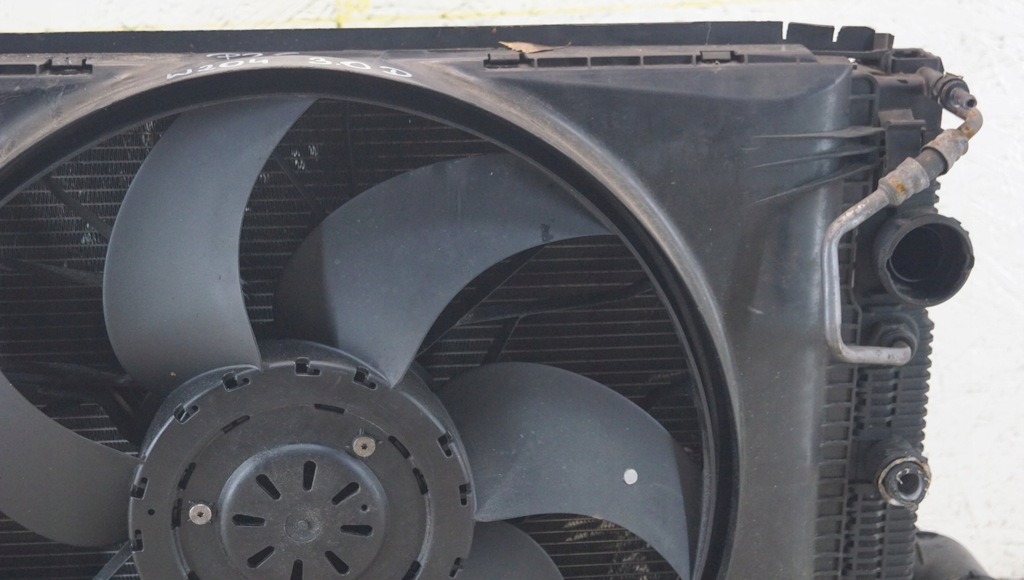 фото №4, Радиатор вентилятор mercedes w204 3.0 cdi