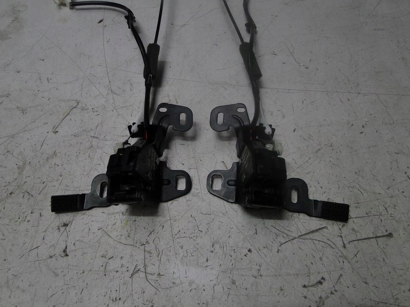 фото №2, Замок двері задня mazda mx-30 2021 r e-skayactive