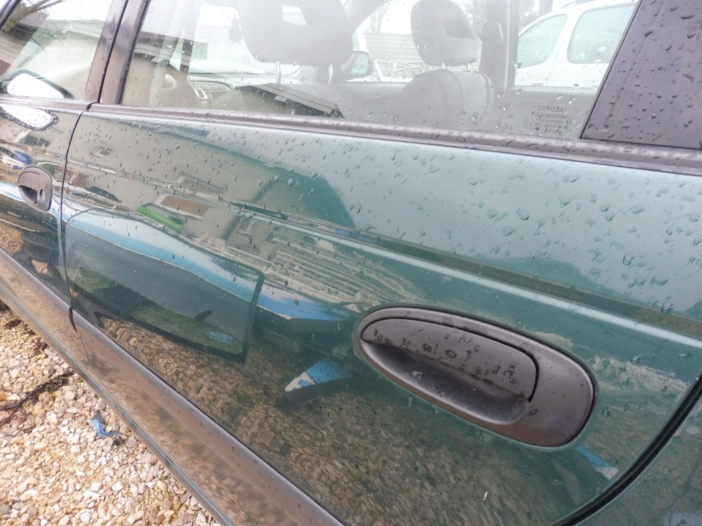 фото №1, Avensis t22 kombi дверь левая задняя 6p3