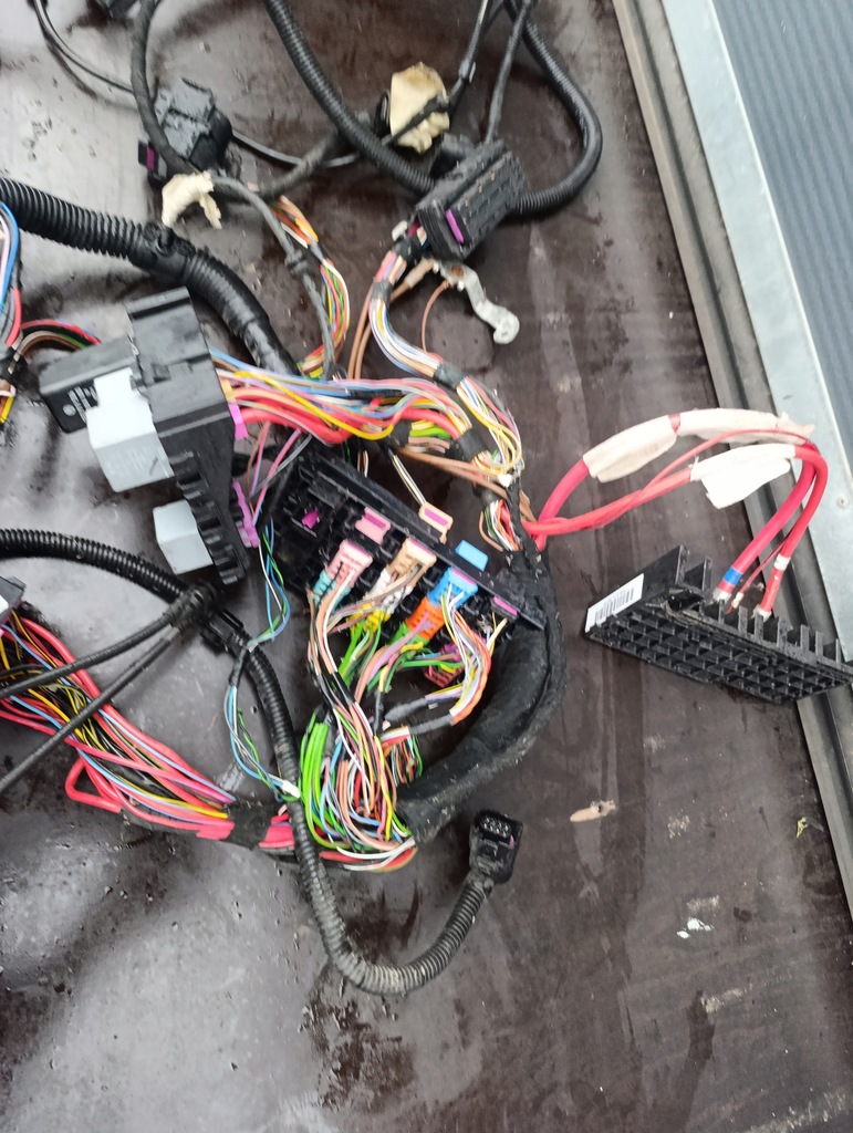 фото №9, Vw t5 1.9 tdi электропроводка жгут низ панели pulpitu