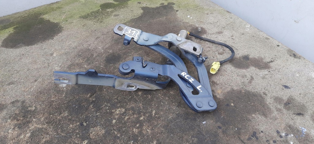 фото №1, Петля капот патрон peugeot rcz ym17340380