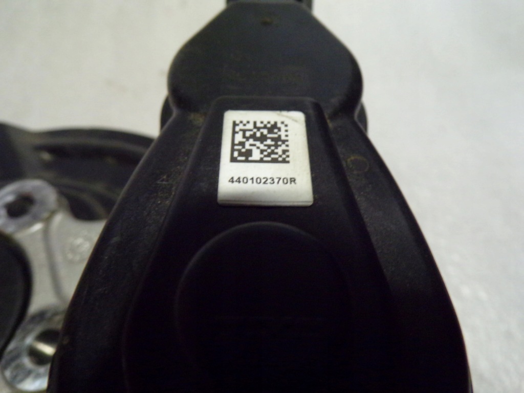 фото №4, Поворотный кулак суппорт левая renault clio v 5 org fv