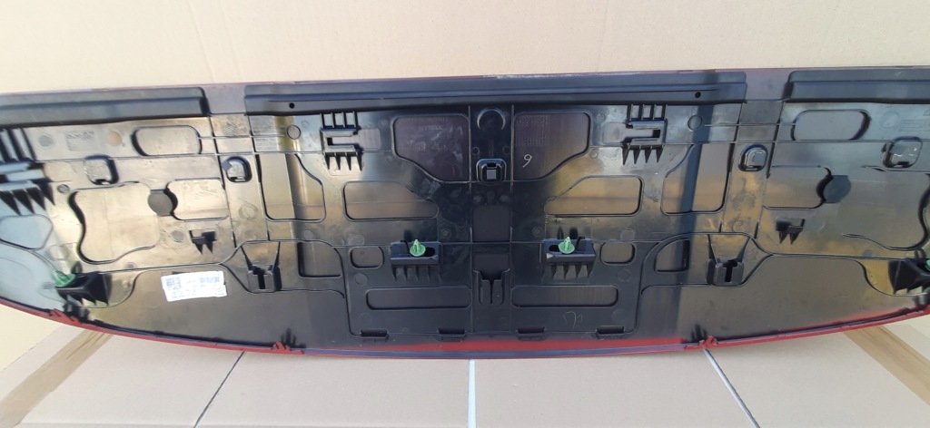 фото №10, Спойлер спойлер кришки багажника задня bmw 1 f40