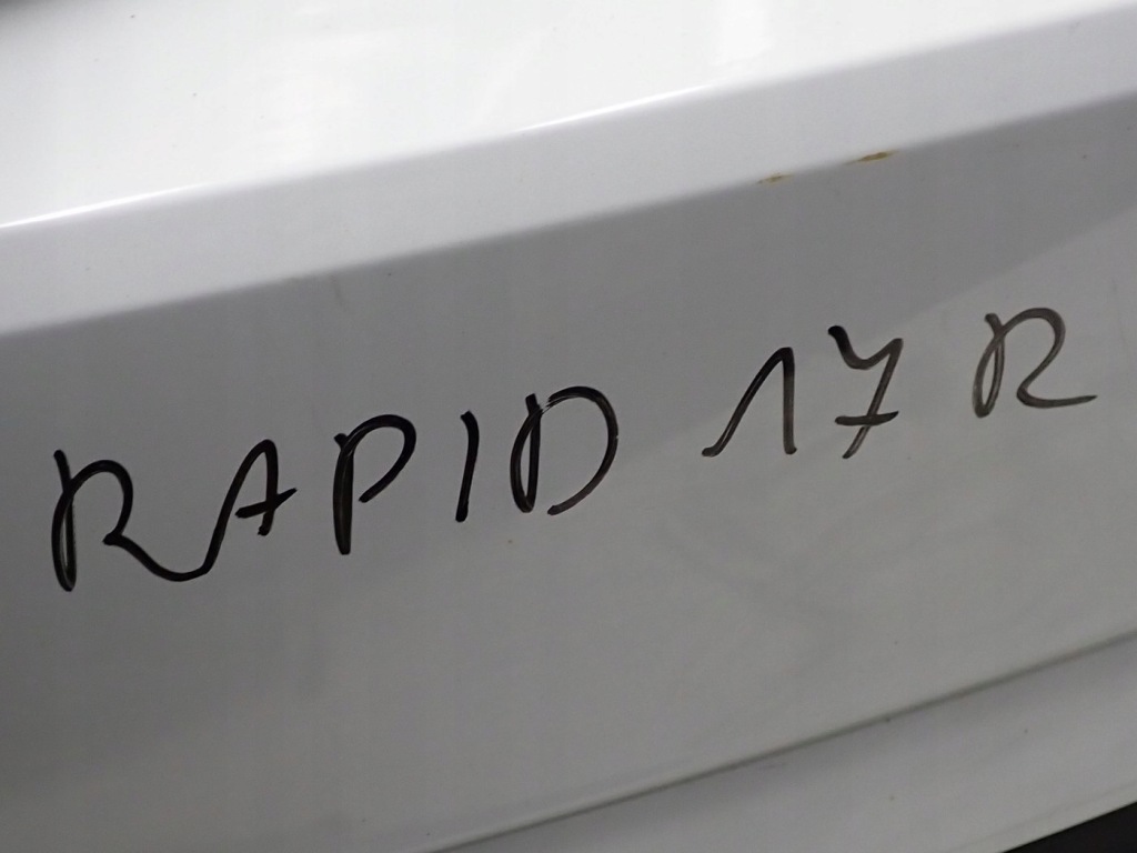 фото №14, Бампер задняя задний kompletny 3xpdc жгут skoda rapid 5jj807521 kod l59r