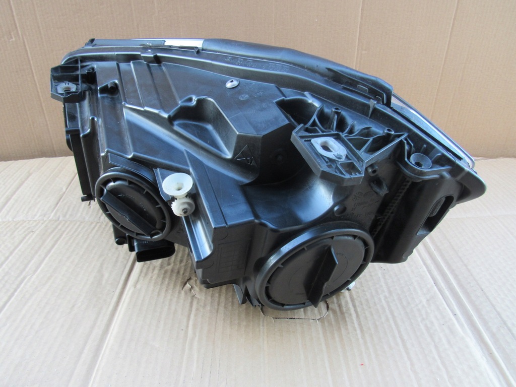 фото №12, Mercedes a w176 176 лампа лампи перед передні bi ксенон led ліва права