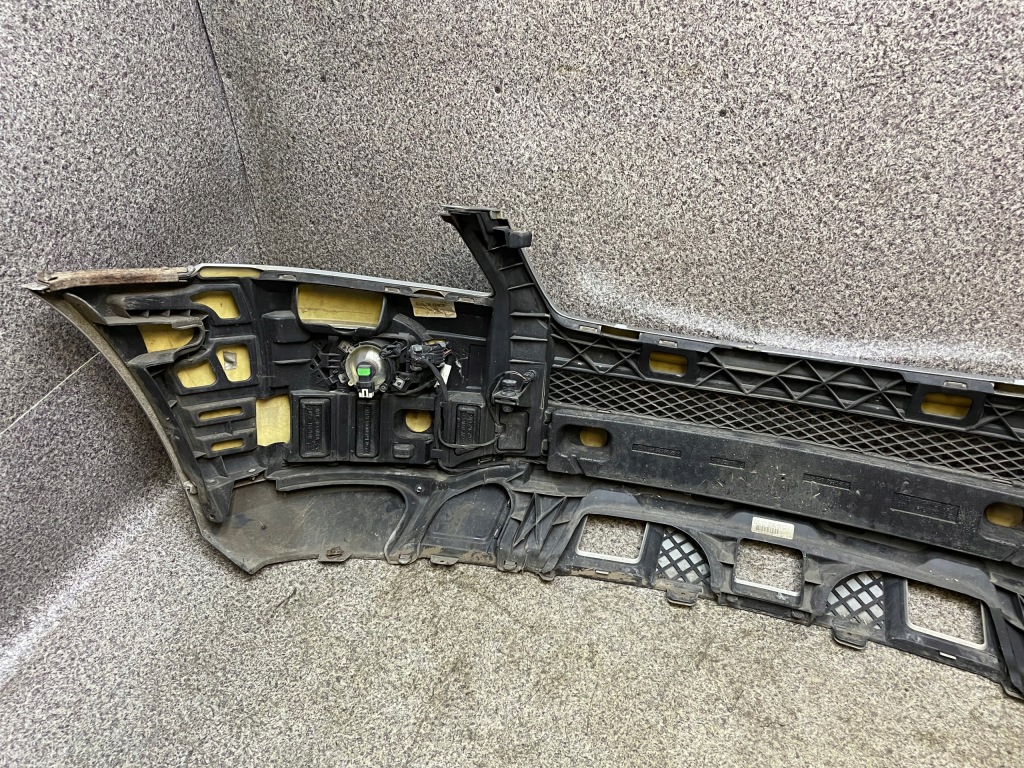 Бампер перед передній протитуманні фари mercedes w164 ml c775 775u сріблястий Оригінал