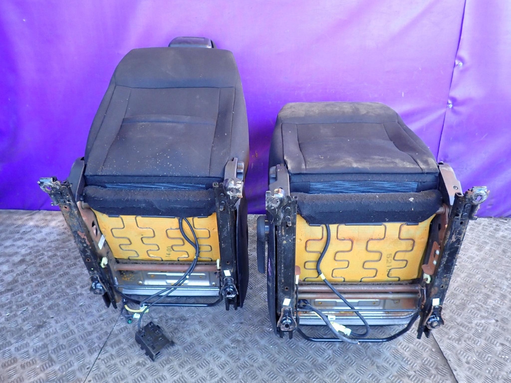 Kia ceed 1 5d универсал сиденья комплект перед правая  prasażera левый водителя с Разборки