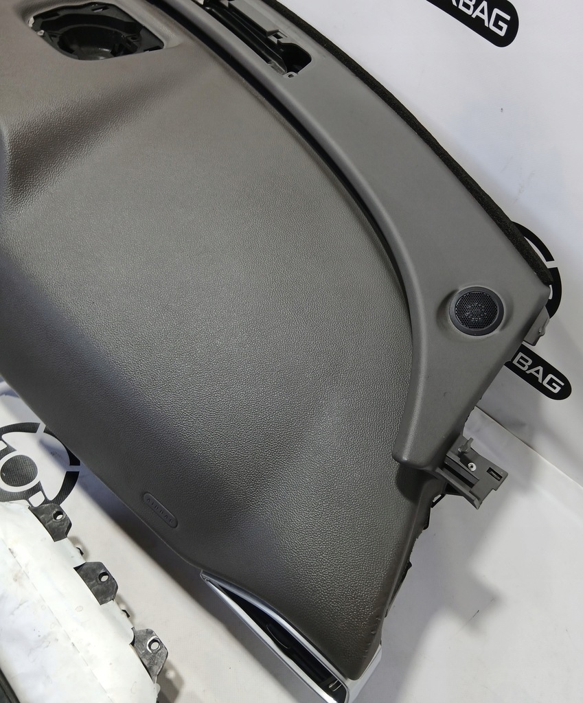 фото №5, Jaguar xe сіра панель приладів консоль подушка безпеки подушки безпеки ремені оригінал демонтаж