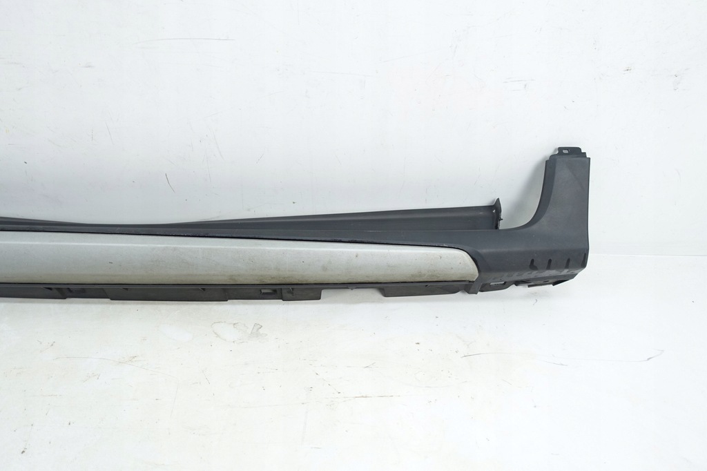 фото №4, Молдинг порог правая ford focus mk4 iv