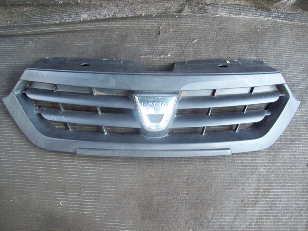 фото №1, Решітка радіатора решітка радіатора бампера перед dacia dokker 623108367r