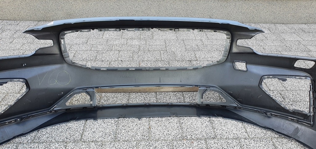 фото №10, Volvo s60 v60 iii r-design 18- бампер перед c368