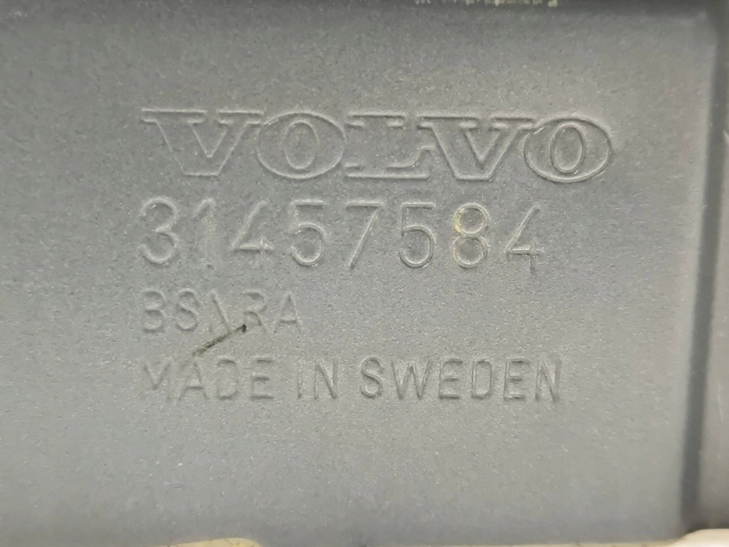 фото №9, Volvo xc40 2021 правая сторона крыло передний