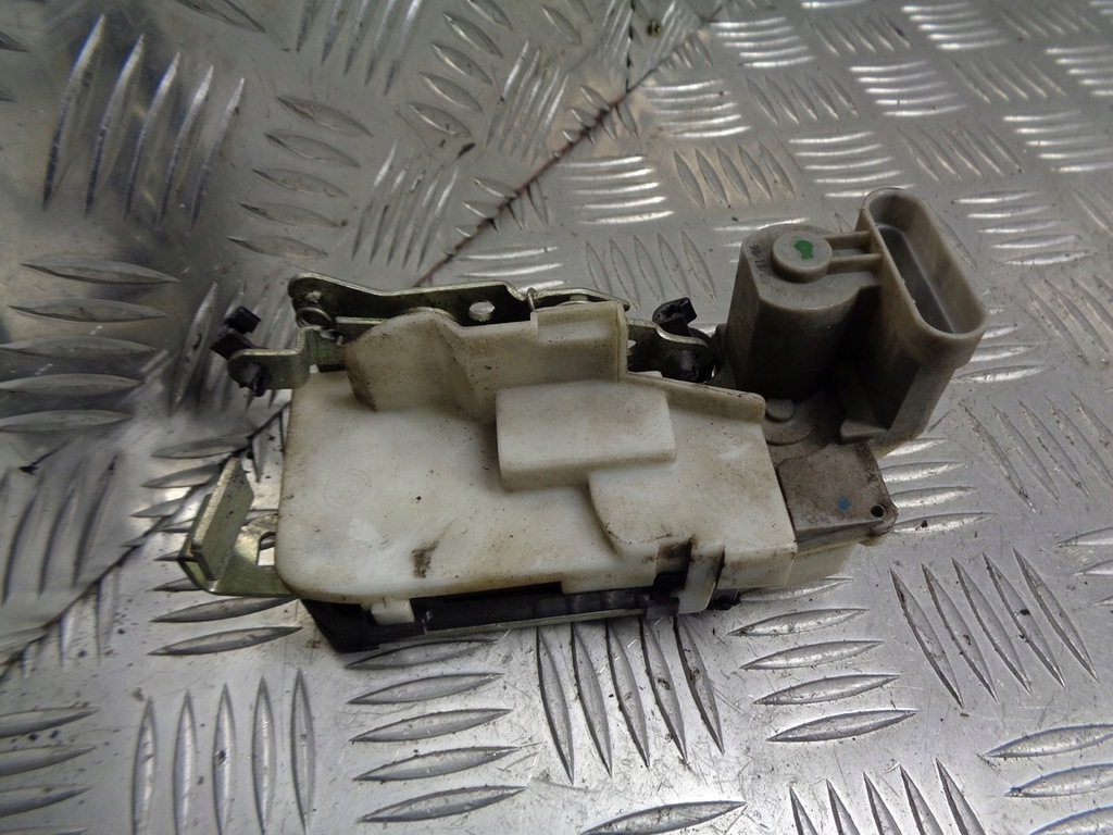 фото №1, Замок дверь правый задняя fiat punto ii 4pin