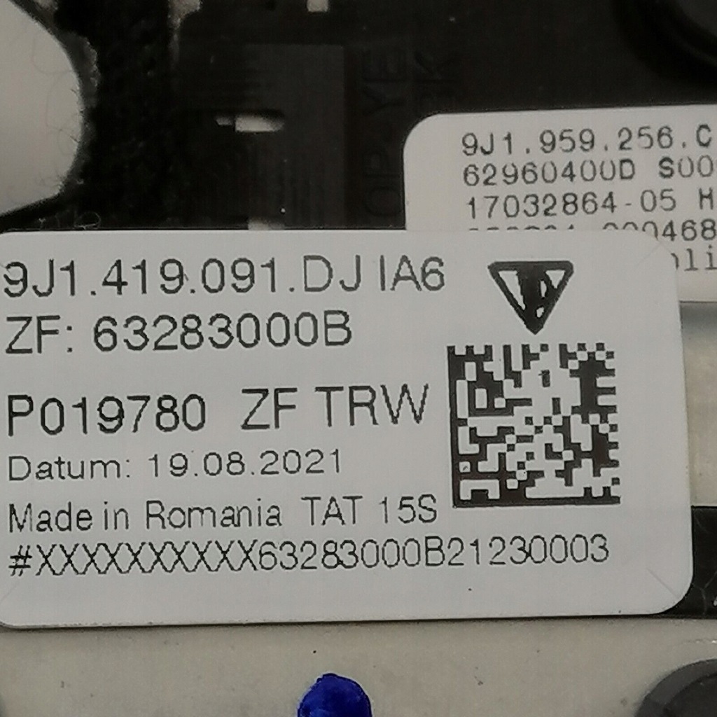 фото №14, Porsche taycan повітропровід czarna шкіра рамка карбон nowa fv 36cm