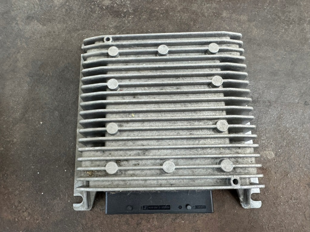 фото №1, Усилитель радио skoda superb 2 ii 5c6035456a