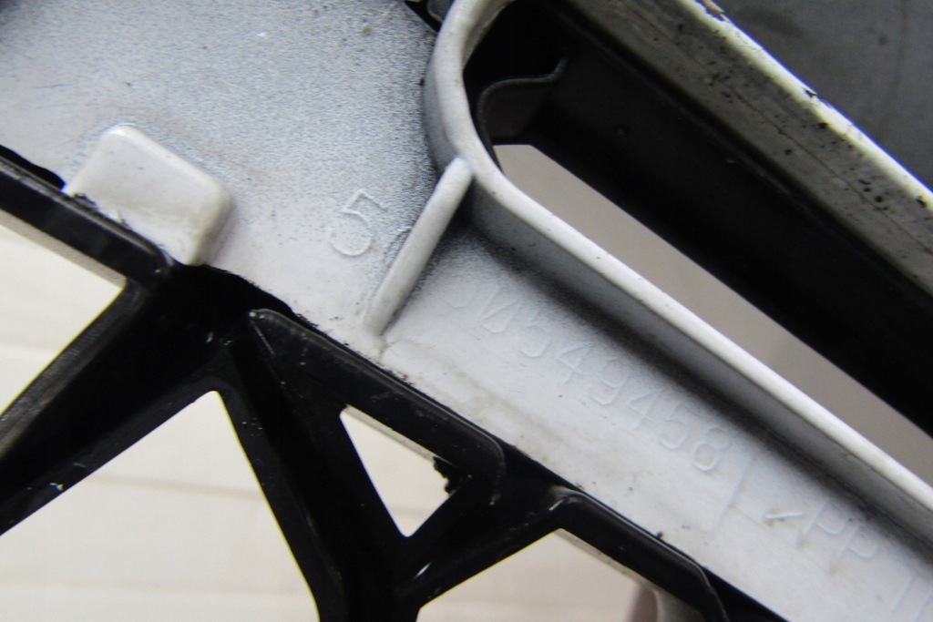 фото №10, Бампер перед передній alfa romeo stelvio 16-