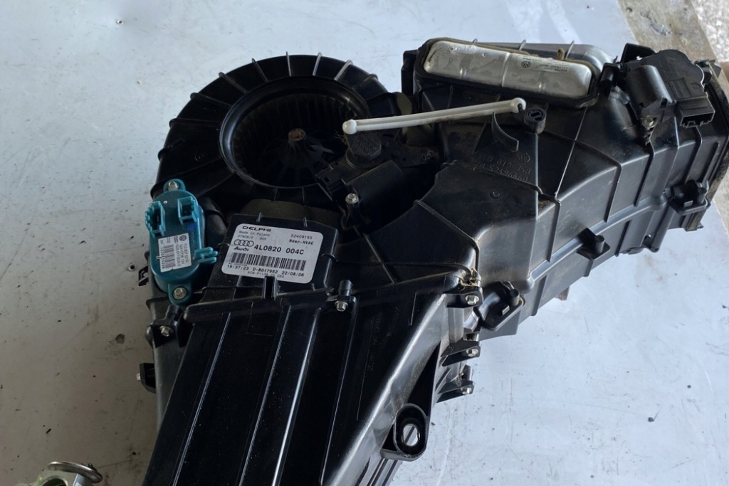 фото №7, Модуль коробка обігрівача салону audi q7 4l 4l0820004c 3.0l дизель