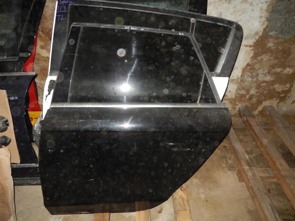 фото №1, Audi a4 8k0 kombi двері задні ліва чорні