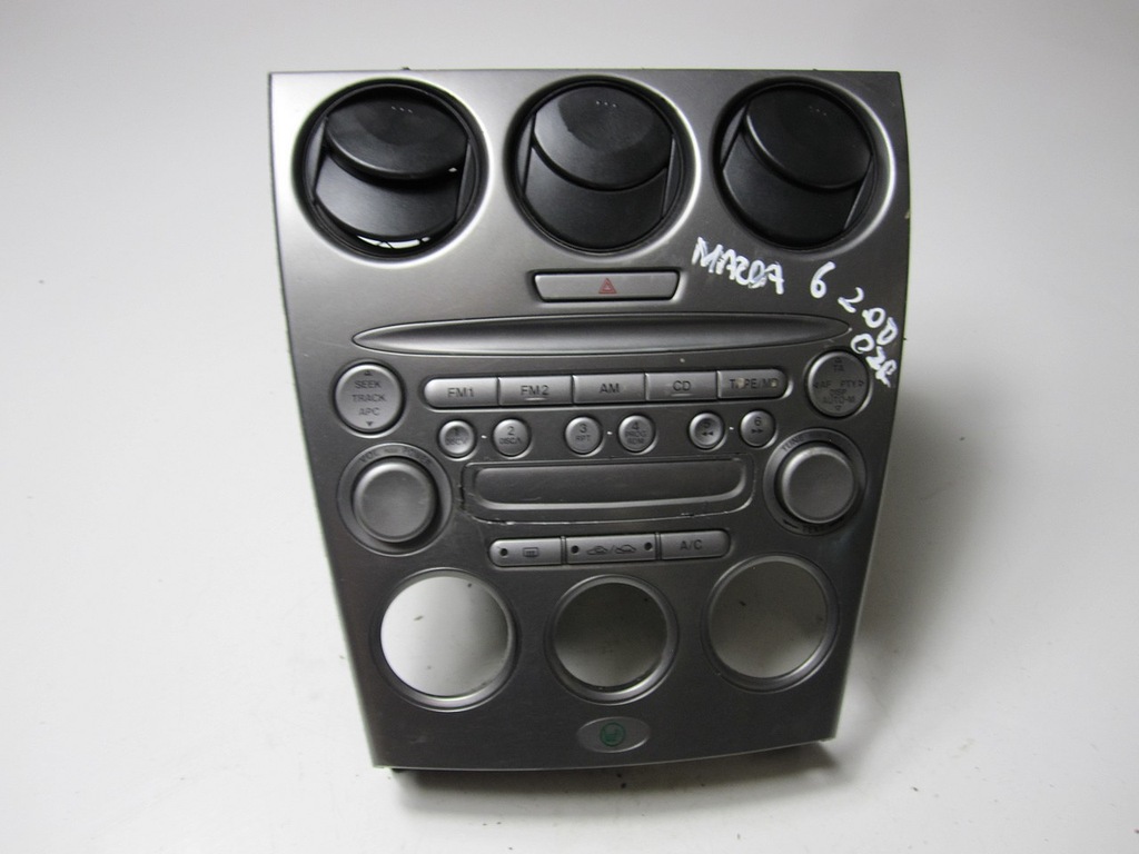 фото №1, Радиопроигрыватель cd mazda 6 2002r