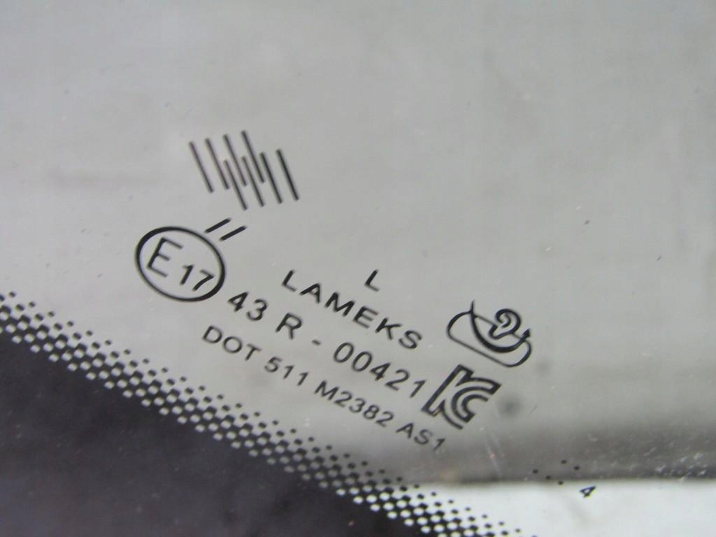 фото №3, Стекло лобовое передняя перед renault megane iv hb