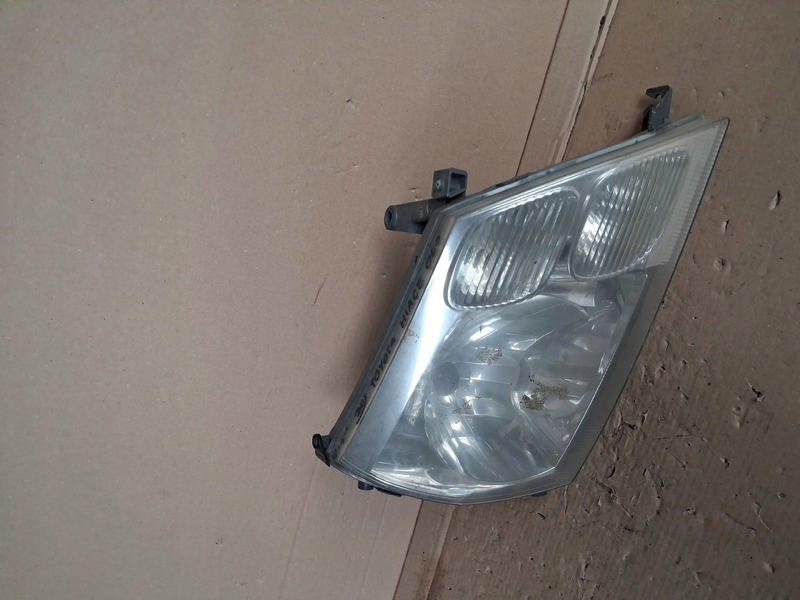 фото №2, Фара toyota hiace lift правий 07-10 лампа перед
