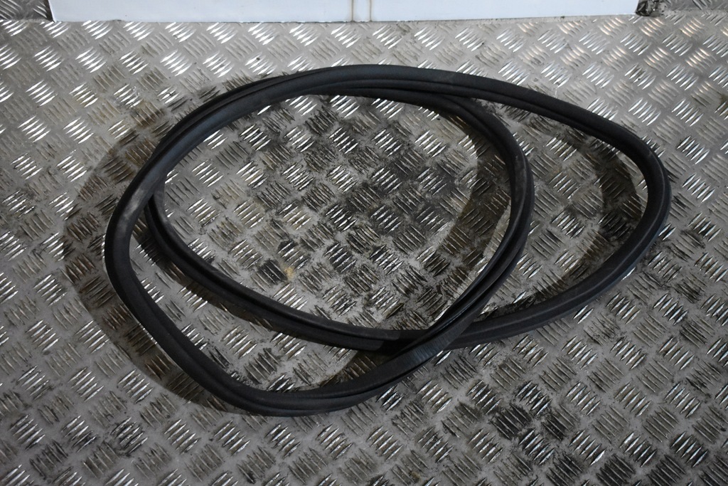 фото №1, Idealna прокладка двері задня bmw g16 1