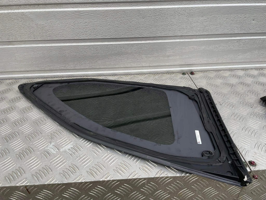 фото №11, Toyota highlander iv скло кузовна задня ліва хром