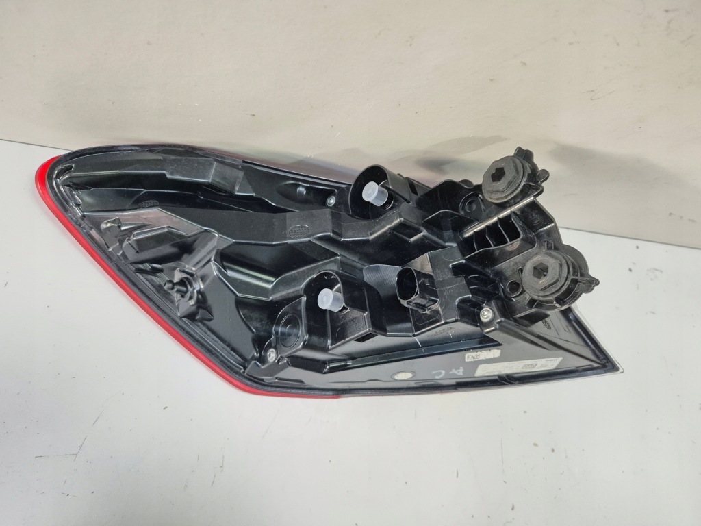 фото №8, Лампа правый задняя задняя правая 89a945092 оригинал audi q4 e-tron