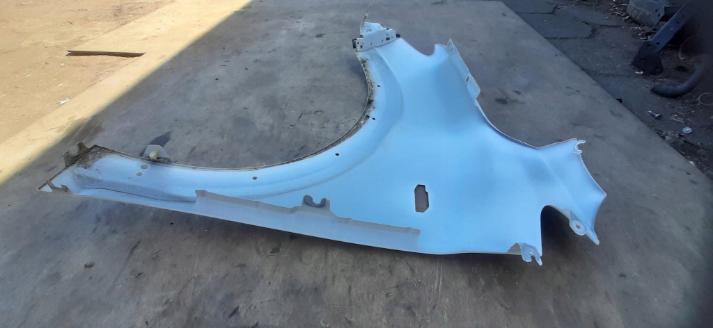 Крыло  правый  перед передний dacia jogger dv369 Цена