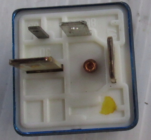 фото №11, Реле насоса пального 202 audi vw 8a0951253