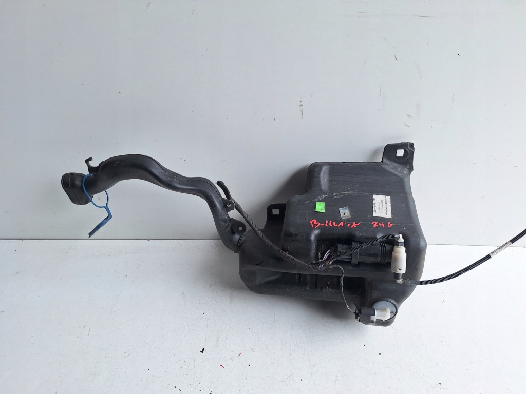 фото №1, Mercedes b-klasa w246 12-15 бак омывателя