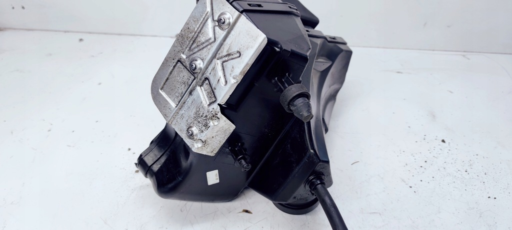 фото №13, Корпус фильтра воздуха audi a4 b8 a5 8k0133835bk