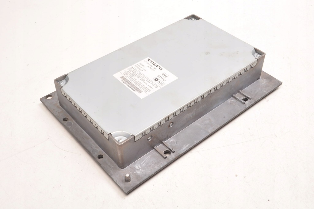 фото №2, Volvo xc90 i усилитель радио lift 31310007