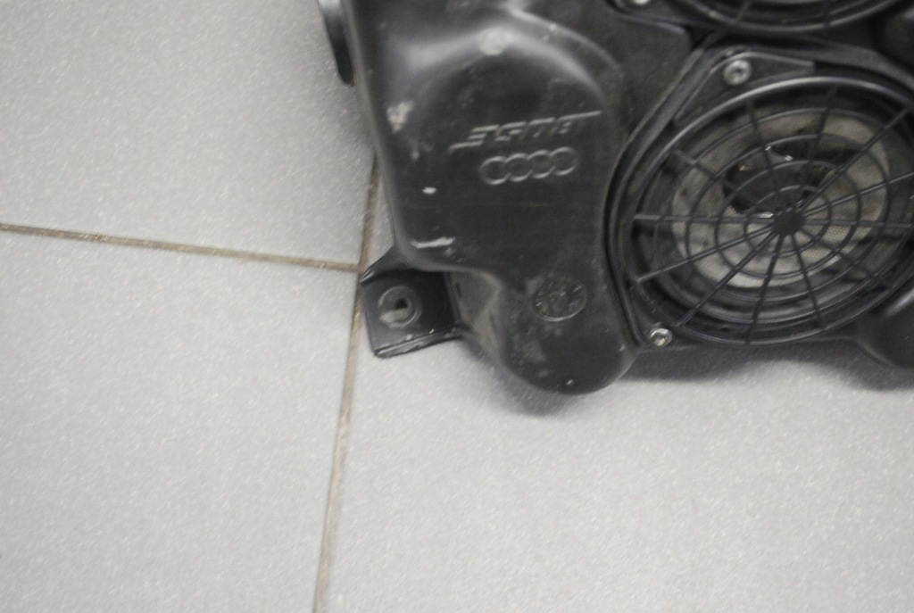 фото №6, Сабвуфер труба bose audi a6 c5 4b5035382a