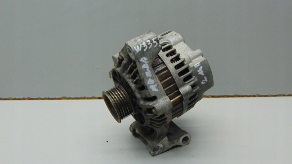 Купить Mazda 2 2 de генератор 2s6t-10300-cb