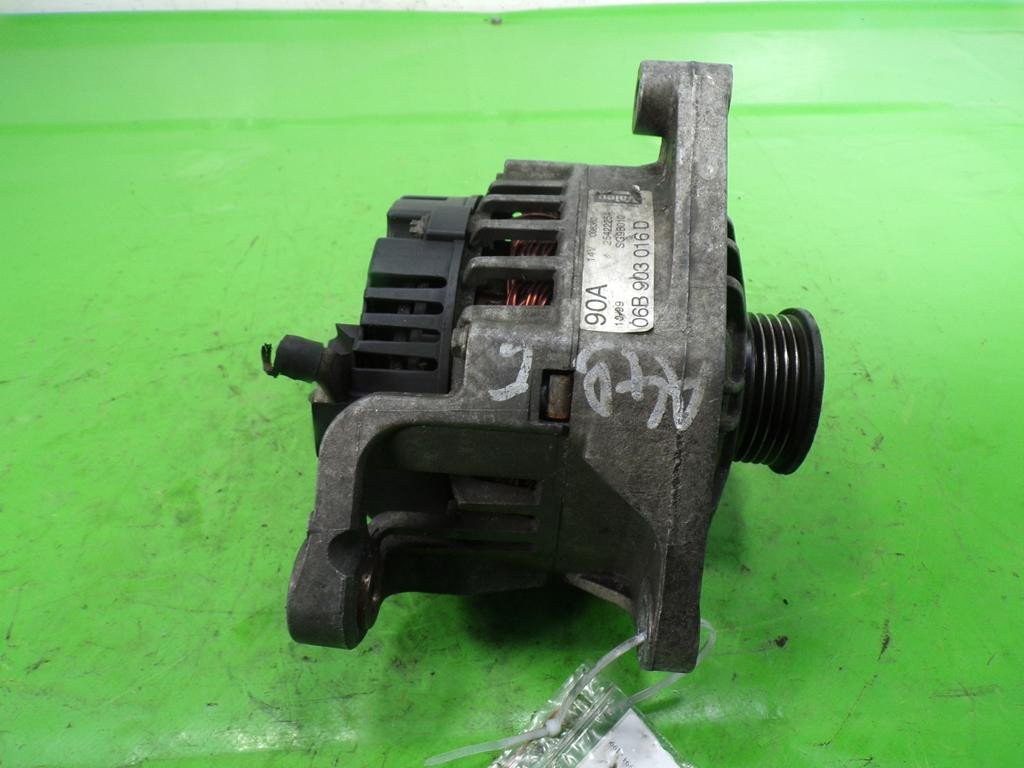 Audi a4 b5 1.8 20v adr генератор 06b903016d 90a Оригинал
