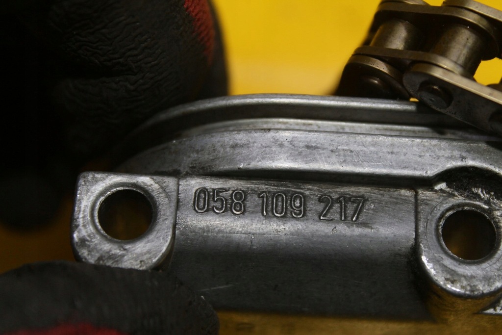 фото №8, Натяжитель распределительного вала sharan 1.8 t ajh 058109217